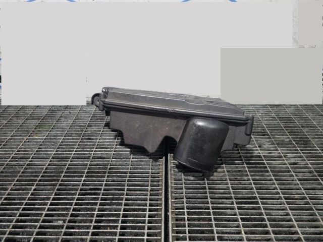 bontott MERCEDES-BENZ M-CLASS Légszűrő Ház