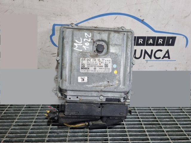 bontott MERCEDES-BENZ M-CLASS Motorvezérlő