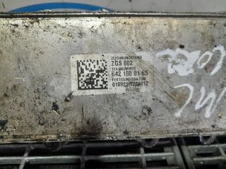 bontott MERCEDES-BENZ M-CLASS Olajhűtő