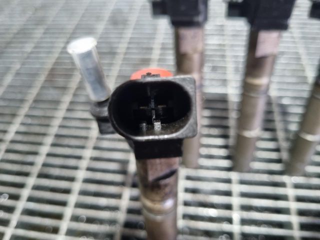 bontott MERCEDES-BENZ M-CLASS Porlasztó (1 db)