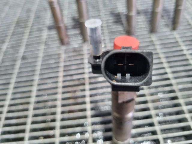 bontott MERCEDES-BENZ M-CLASS Porlasztó (1 db)