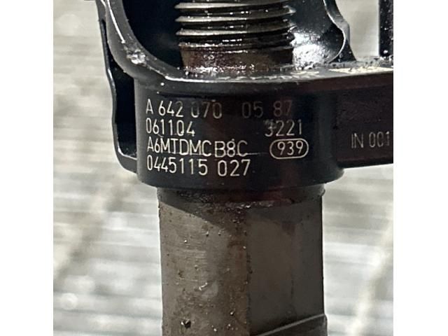 bontott MERCEDES-BENZ M-CLASS Porlasztó (1 db)