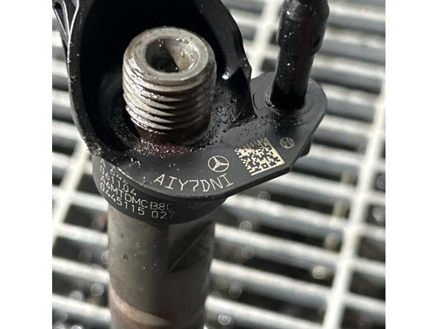 bontott MERCEDES-BENZ M-CLASS Porlasztó (1 db)