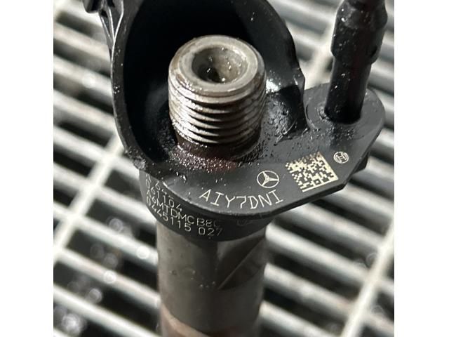 bontott MERCEDES-BENZ M-CLASS Porlasztó (1 db)