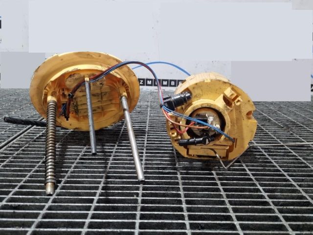 bontott MERCEDES-BENZ M-CLASS Üzemanyag Szivattyú