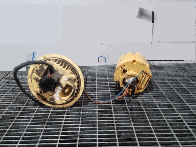 bontott MERCEDES-BENZ M-CLASS Üzemanyag Szivattyú