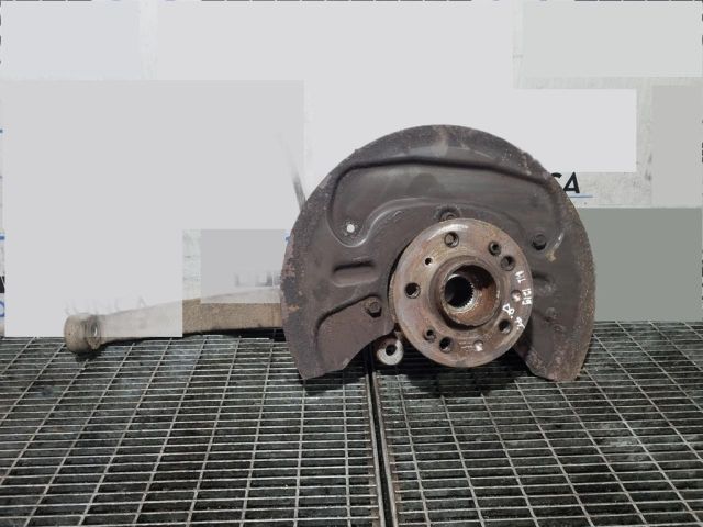 bontott MERCEDES-BENZ M-CLASS Jobb első Csonkállvány