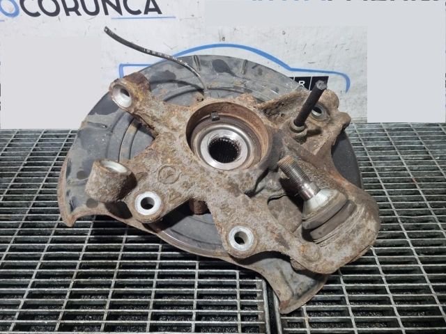 bontott MERCEDES-BENZ M-CLASS Jobb hátsó Csonkállvány