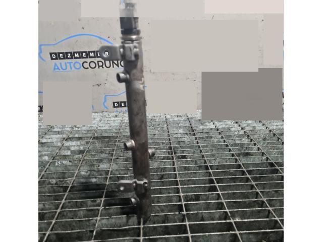 bontott MERCEDES-BENZ M-CLASS Közösnyomócső