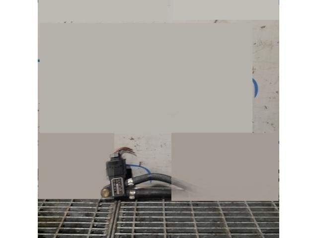 bontott MERCEDES-BENZ M-CLASS Lefújószelep