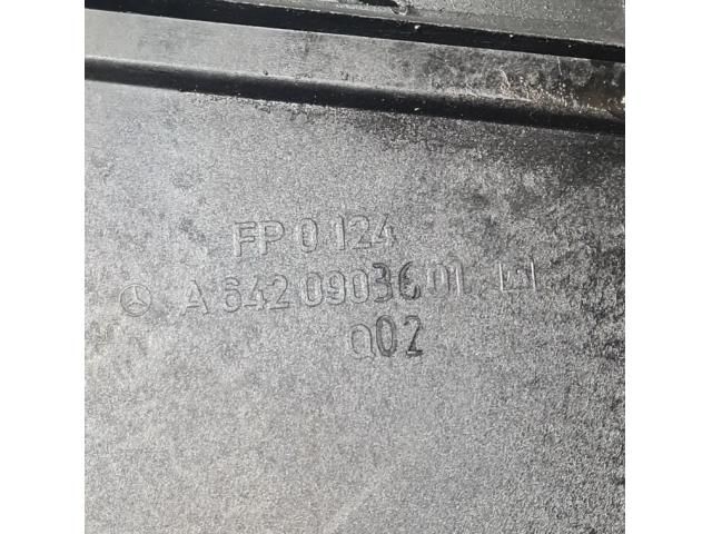 bontott MERCEDES-BENZ M-CLASS Légszűrő Ház