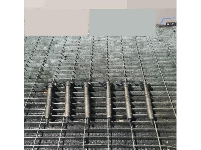 bontott MERCEDES-BENZ M-CLASS Porlasztó (1 db)