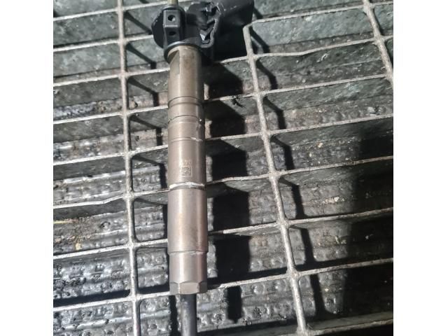 bontott MERCEDES-BENZ M-CLASS Porlasztó (1 db)