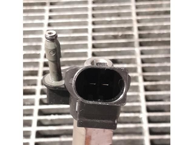 bontott MERCEDES-BENZ M-CLASS Porlasztó (1 db)