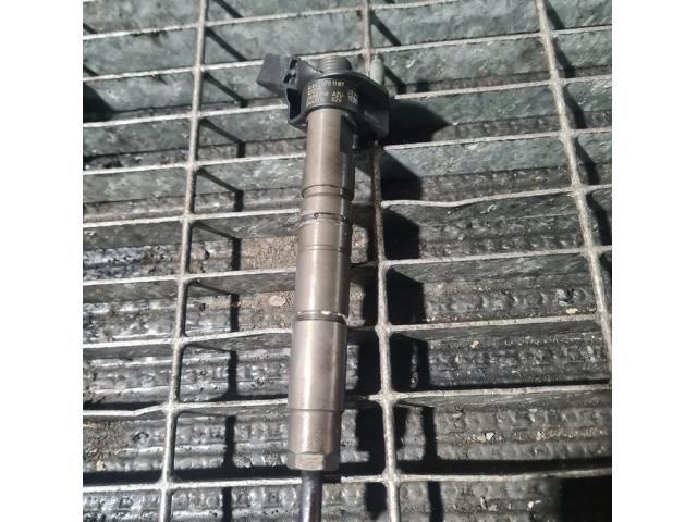 bontott MERCEDES-BENZ M-CLASS Porlasztó (1 db)