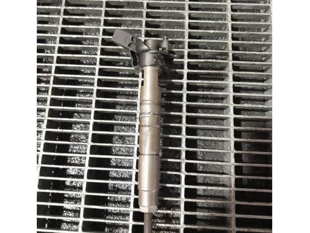 bontott MERCEDES-BENZ M-CLASS Porlasztó (1 db)