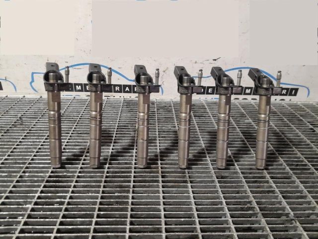 bontott MERCEDES-BENZ M-CLASS Porlasztó (1 db)