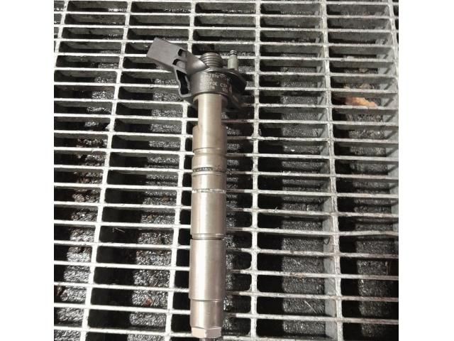 bontott MERCEDES-BENZ M-CLASS Porlasztó (1 db)