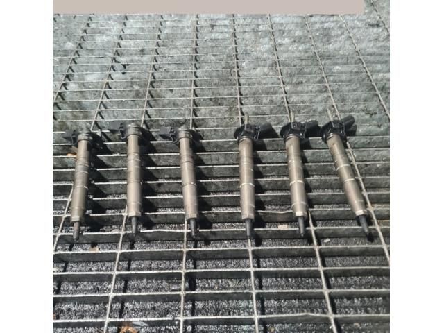 bontott MERCEDES-BENZ M-CLASS Porlasztó (1 db)