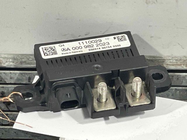 bontott MERCEDES-BENZ M-CLASS Akkumulátor Relé