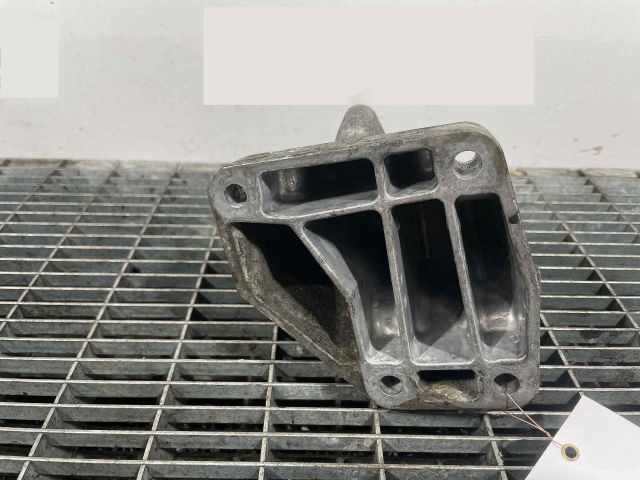 bontott MERCEDES-BENZ M-CLASS Motor Tartó Bak (Pozíciófüggetlen)