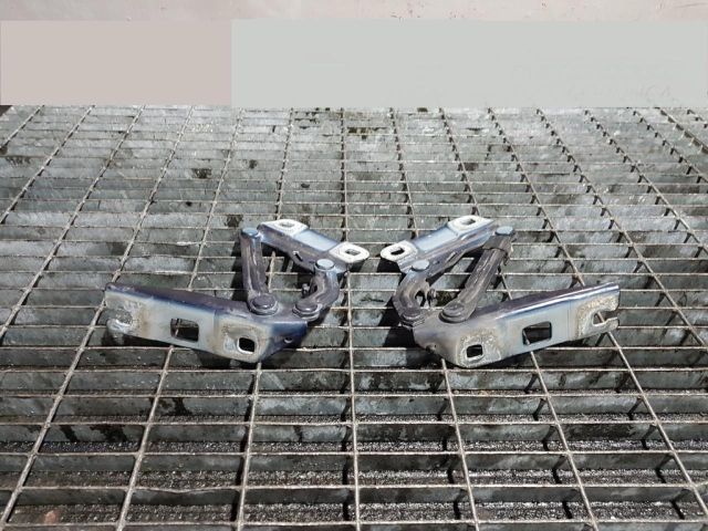 bontott MERCEDES-BENZ M-CLASS Motorháztető Zsanér Pár