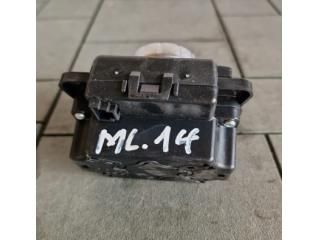 bontott MERCEDES-BENZ M-CLASS Multimédia Vezérlő