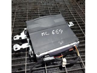 bontott MERCEDES-BENZ M-CLASS Rádió / CD