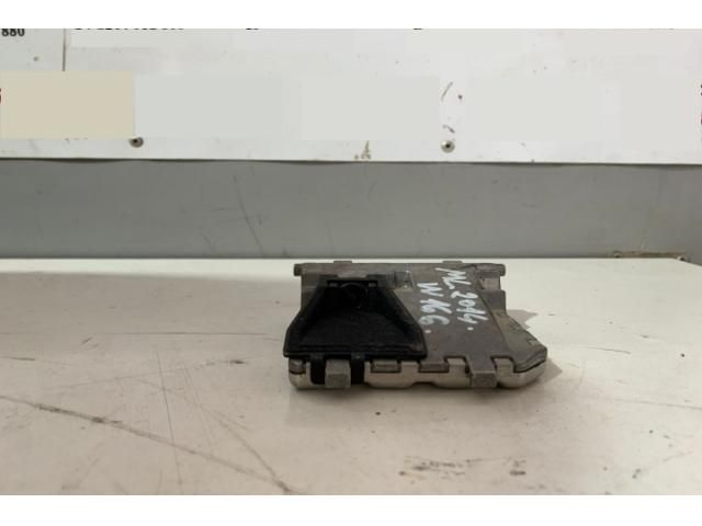 bontott MERCEDES-BENZ M-CLASS Szélvédő Multifunkciós Kamera Vezérlő Panel