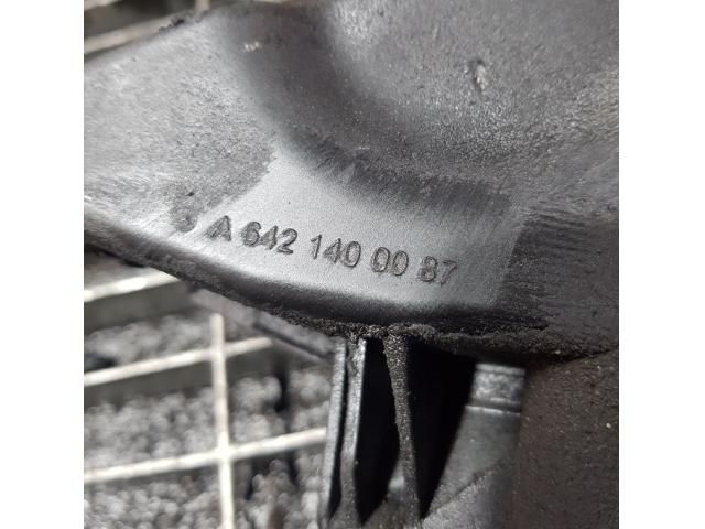 bontott MERCEDES-BENZ M-CLASS Szívás Zaj Csökkentő Doboz