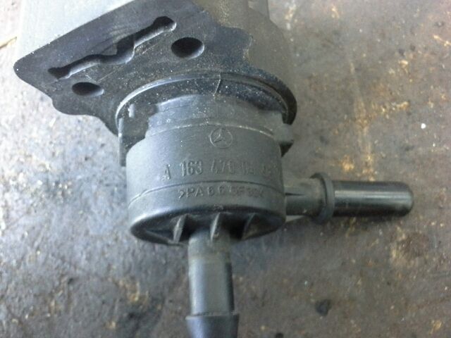 bontott MERCEDES-BENZ M-CLASS Tankszellőztető Szelep