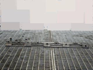 bontott MERCEDES-BENZ M-CLASS Tartó Bak