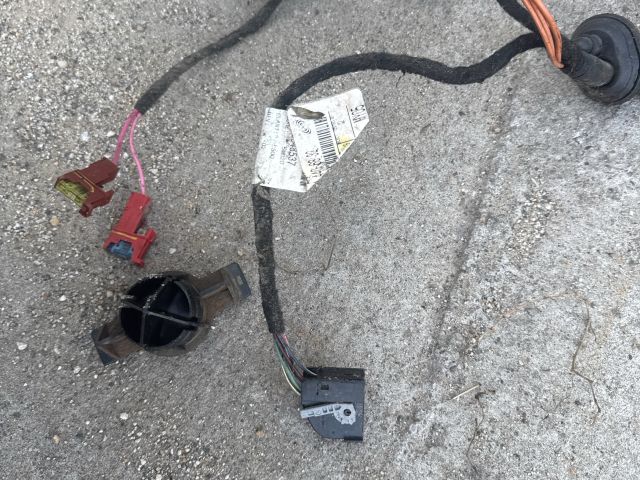 bontott MERCEDES-BENZ M-CLASS Vonóhorog