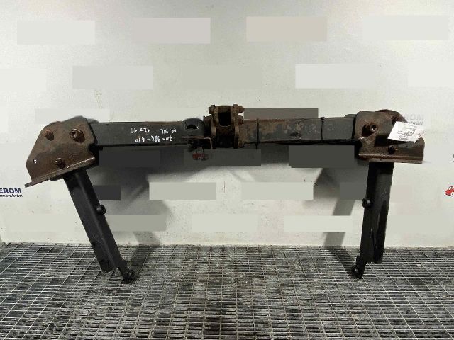 bontott MERCEDES-BENZ M-CLASS Vonóhorog