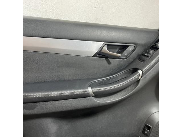 bontott MERCEDES-BENZ R-CLASS Bal első Ajtó Kárpit