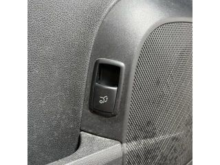 bontott MERCEDES-BENZ R-CLASS Bal első Ajtó Kárpit