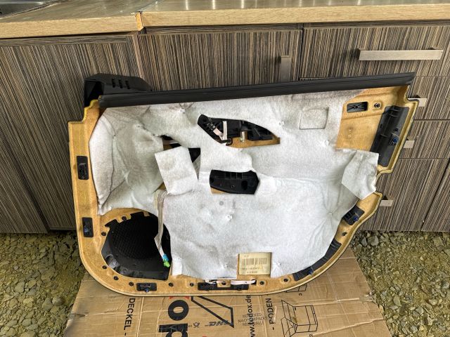 bontott MERCEDES-BENZ R-CLASS Bal első Ajtó Kárpit