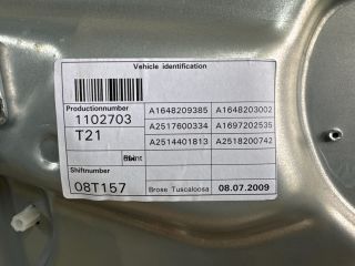 bontott MERCEDES-BENZ R-CLASS Bal első Ajtó (Részeivel)