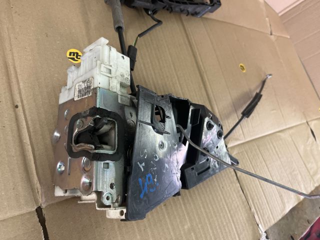 bontott MERCEDES-BENZ R-CLASS Bal első Ajtózár