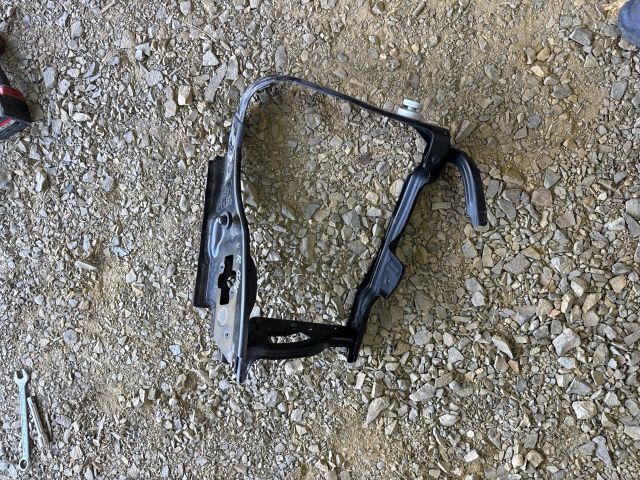 bontott MERCEDES-BENZ R-CLASS Bal Fényszóró Lámpakeret