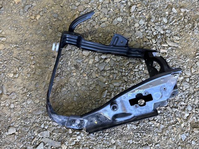 bontott MERCEDES-BENZ R-CLASS Bal Fényszóró Lámpakeret