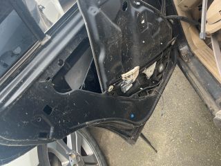 bontott MERCEDES-BENZ R-CLASS Bal hátsó Ajtó (Üres lemez)