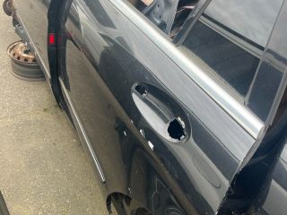 bontott MERCEDES-BENZ R-CLASS Bal hátsó Ajtó (Üres lemez)