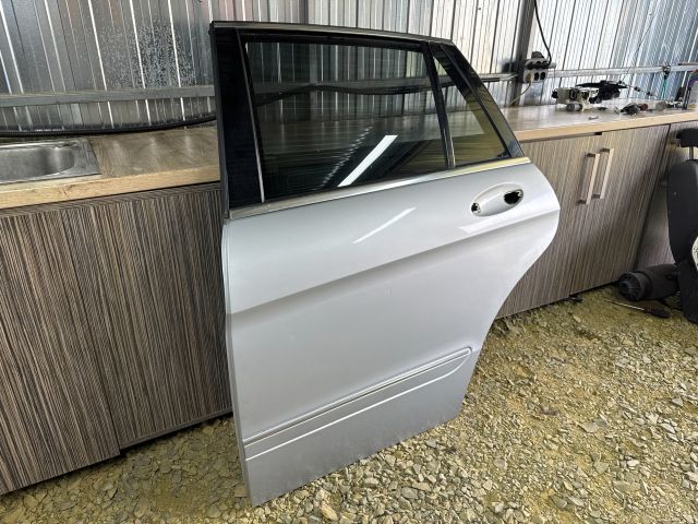 bontott MERCEDES-BENZ R-CLASS Bal hátsó Ajtó (Üres lemez)