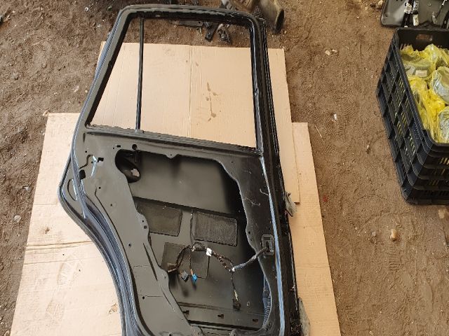 bontott MERCEDES-BENZ R-CLASS Bal hátsó Ajtó (Üres lemez)