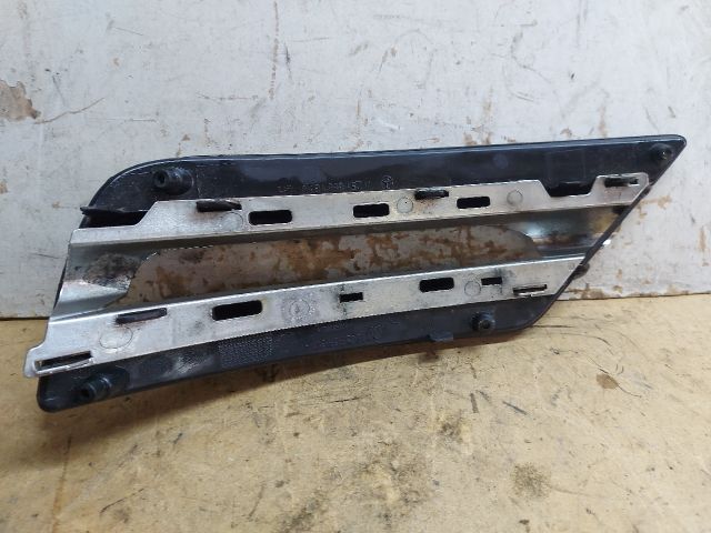 bontott MERCEDES-BENZ R-CLASS Bal Ködlámpa Rács