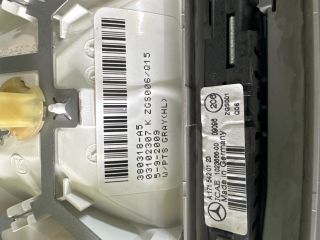 bontott MERCEDES-BENZ R-CLASS Beltér Világítás Hátsó