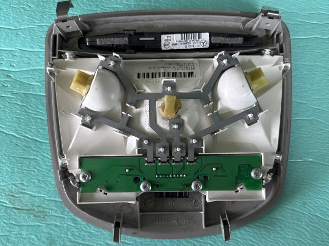 bontott MERCEDES-BENZ R-CLASS Beltér Világítás Hátsó