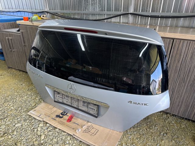 bontott MERCEDES-BENZ R-CLASS Csomagtérajtó (Részeivel)