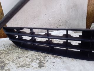 bontott MERCEDES-BENZ R-CLASS Első Lökhárító Alsó Középső Díszrács